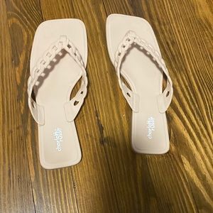 Women dressy flip flops